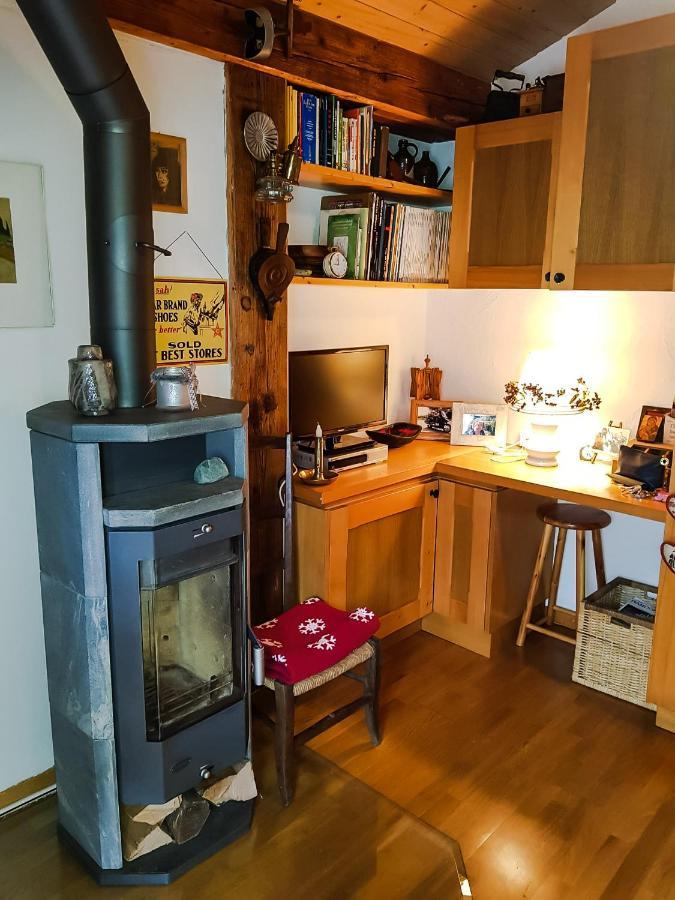 Fully, Valais Chalet Accueillant Avec Cheminee Villa Екстериор снимка