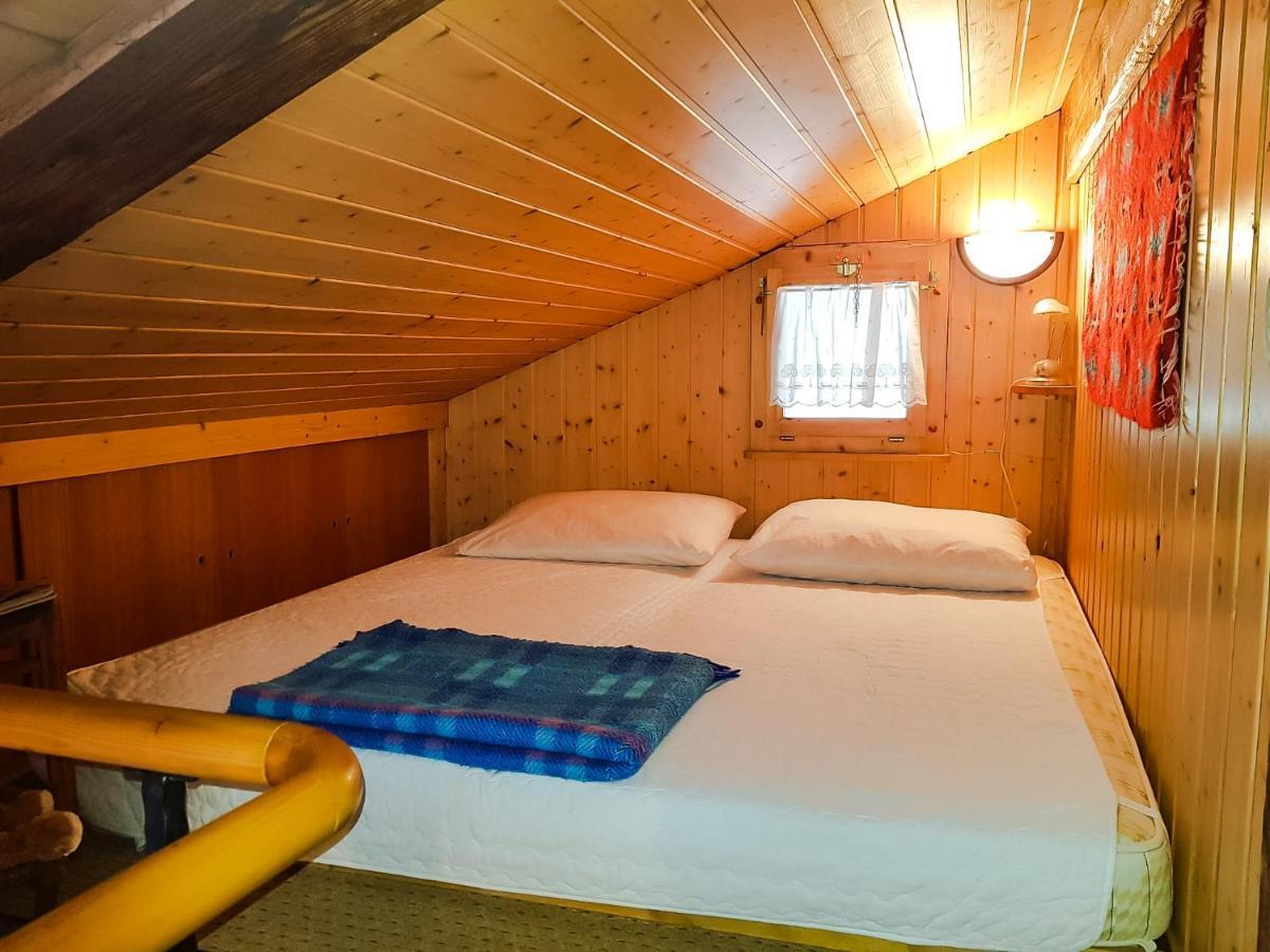 Fully, Valais Chalet Accueillant Avec Cheminee Villa Екстериор снимка